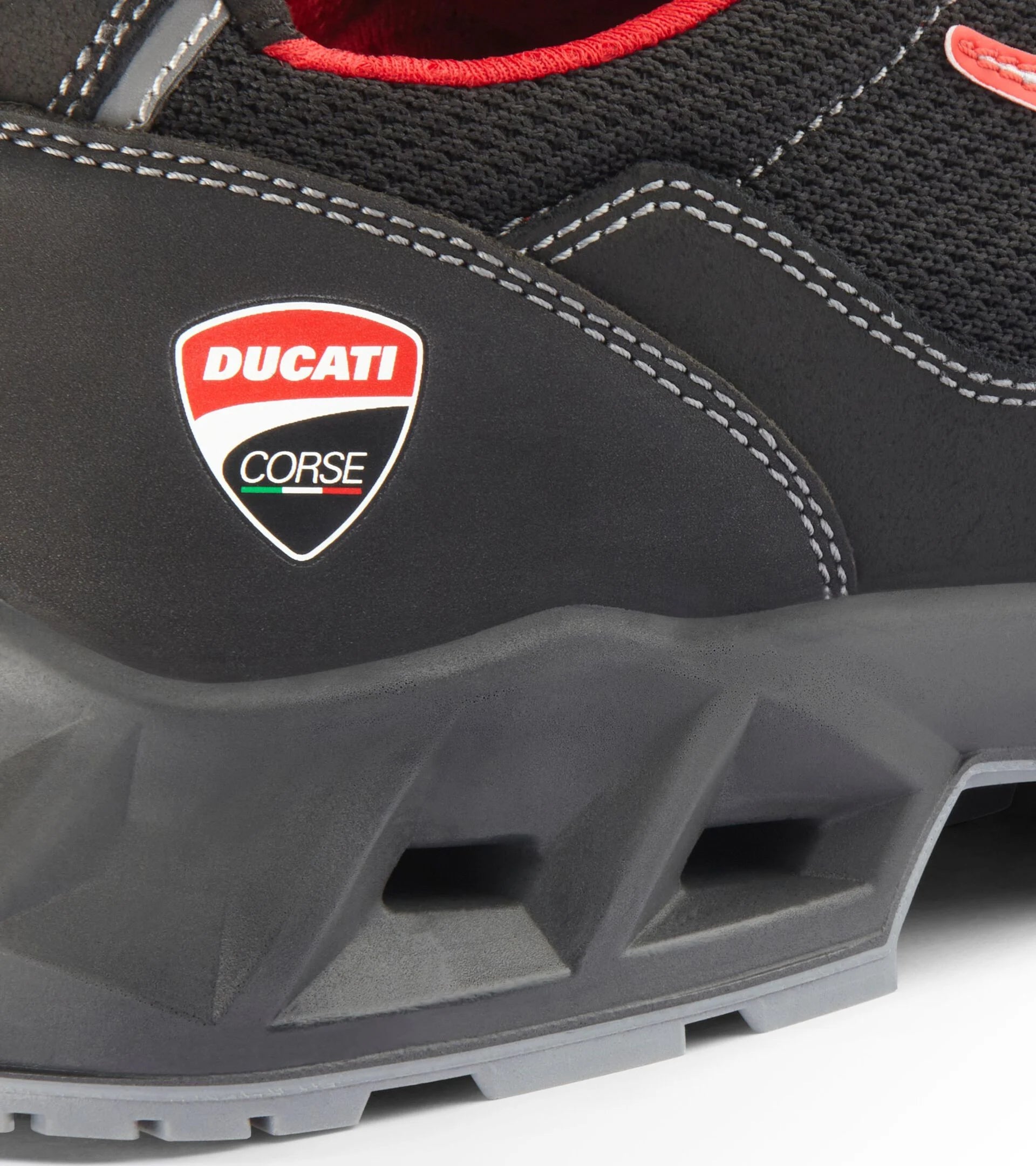 Chaussures de sécurité basses DIADORA utility x ducati corse shark engine low s1ps fo sr esd -