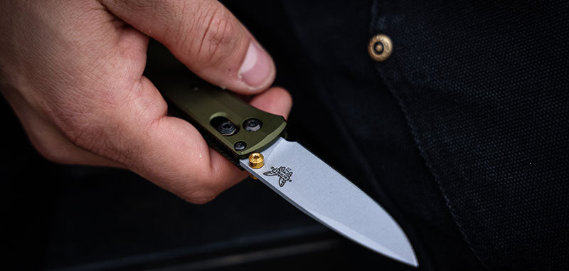 Couteau Mini Bugout 533SL-10 Manche Aluminium Vert Forêt BENCHMADE - 