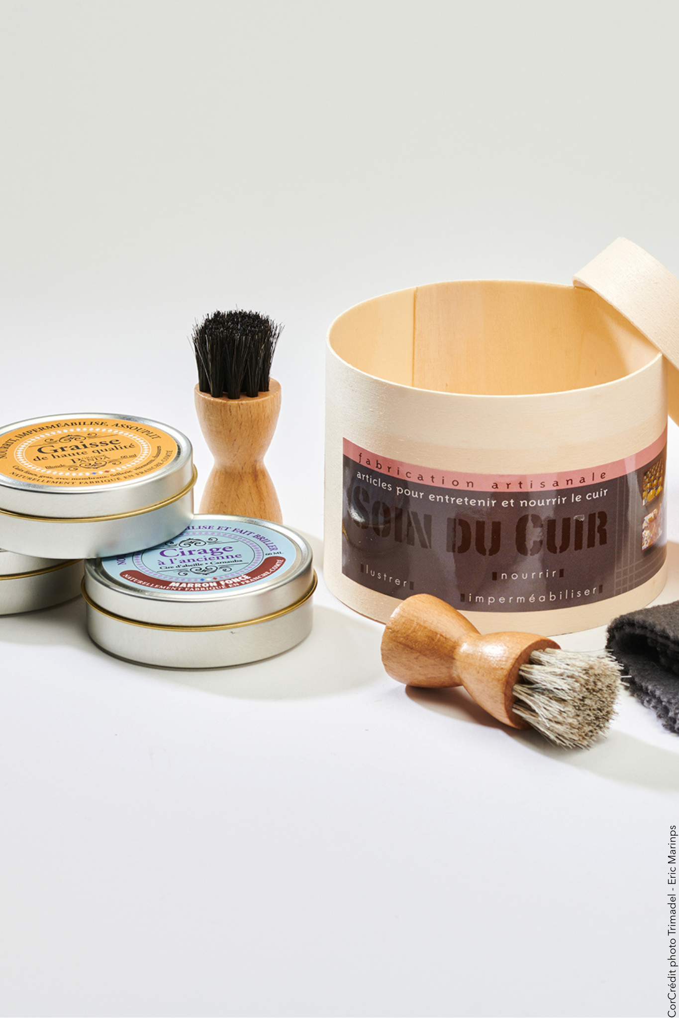 Boîte entretien du cuir - Bois du Jura - 