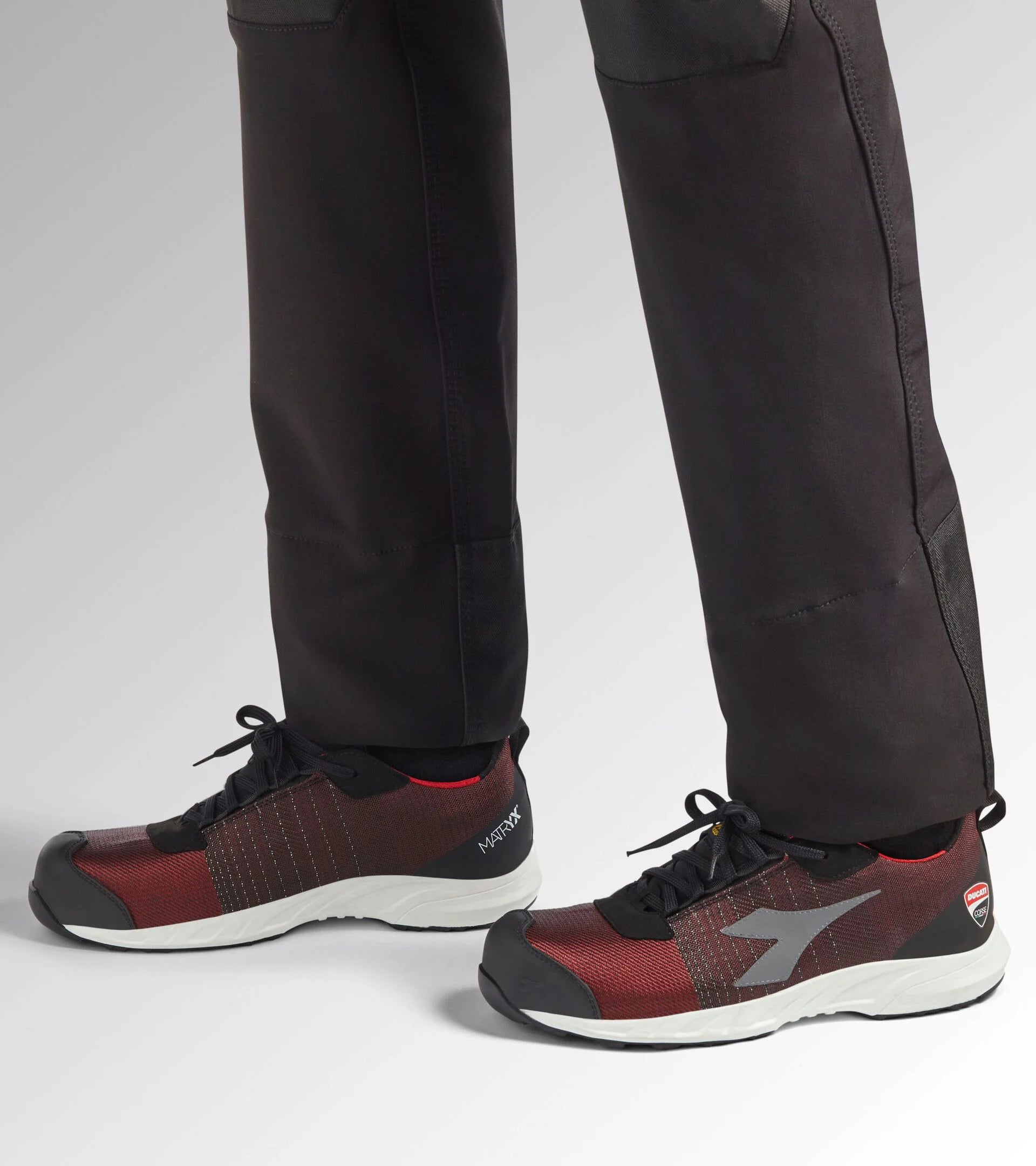 Chaussures de sécurité basses s1pl DIADORA utility x ducati corse fly motor matryx low s1pl sr hro sr sc esd - 