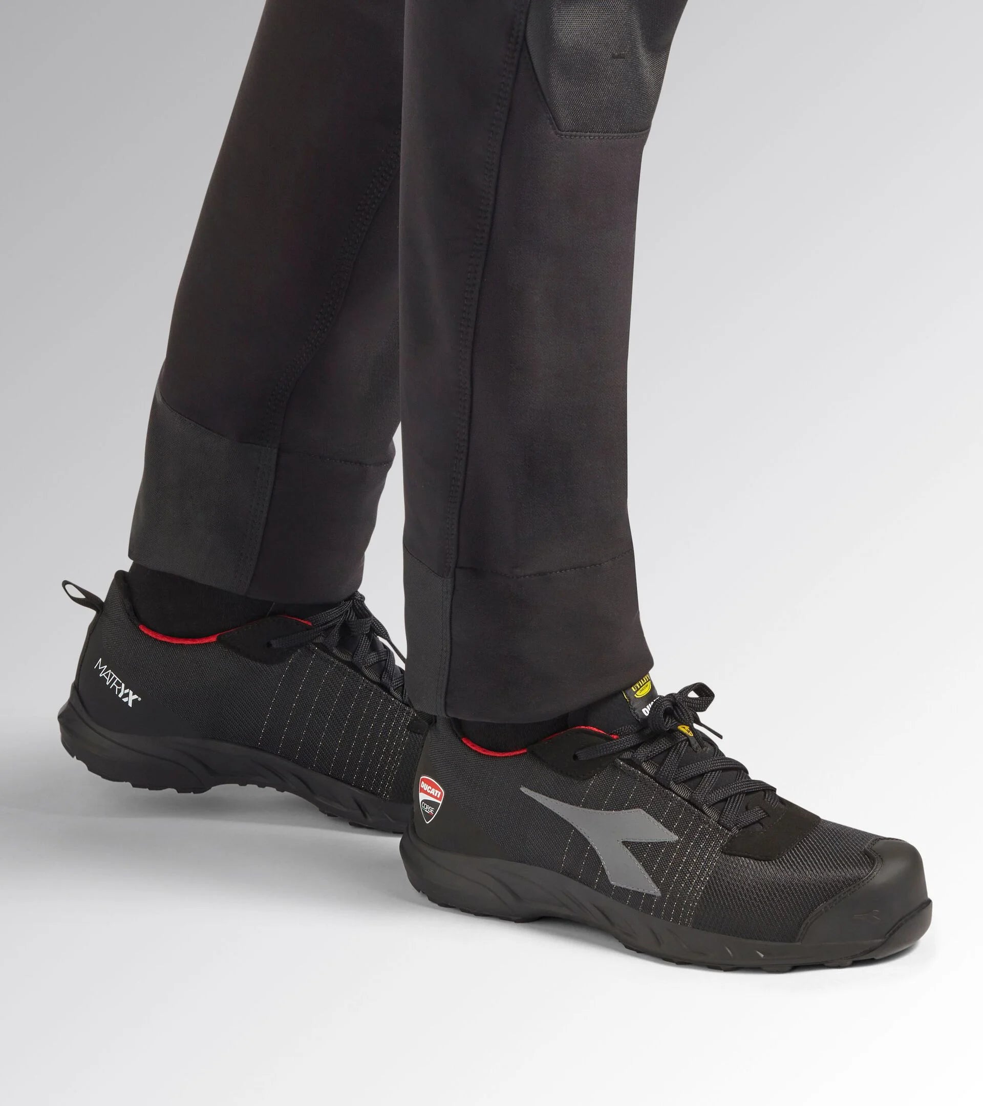 Chaussures de sécurité basses DIADORA utility x ducati corse fly motor matryx low s3l fo sr hro sc esd - 